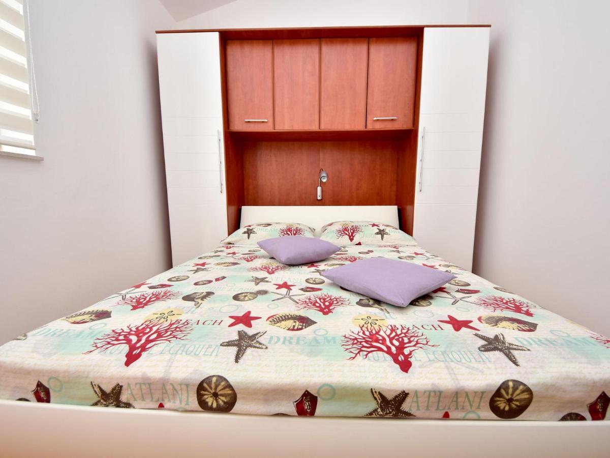 Cozy Holiday Home In Krusevo With Garden Kruševo Exterior foto