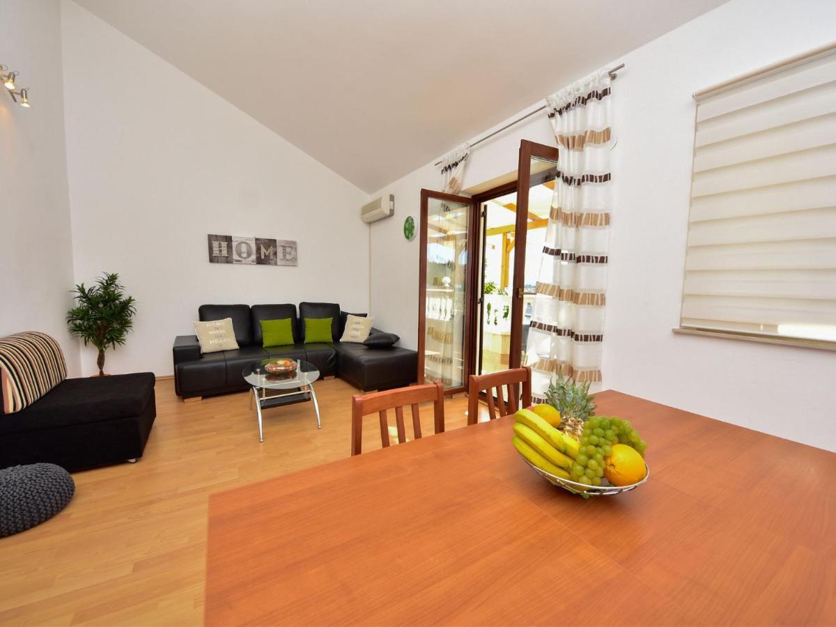 Cozy Holiday Home In Krusevo With Garden Kruševo Exterior foto
