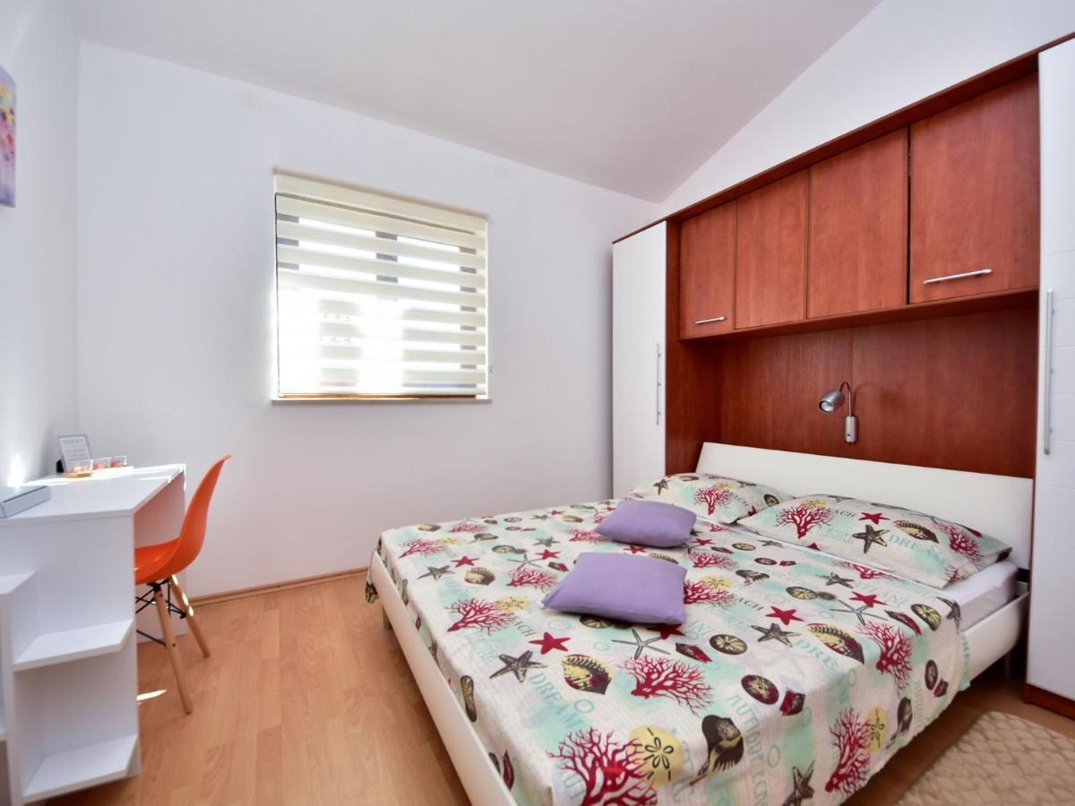Cozy Holiday Home In Krusevo With Garden Kruševo Exterior foto